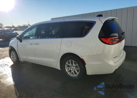 2025 Chrysler Pacifica Select z USA, uszkodzony, nr VIN 2C4RC1BG0SR599005